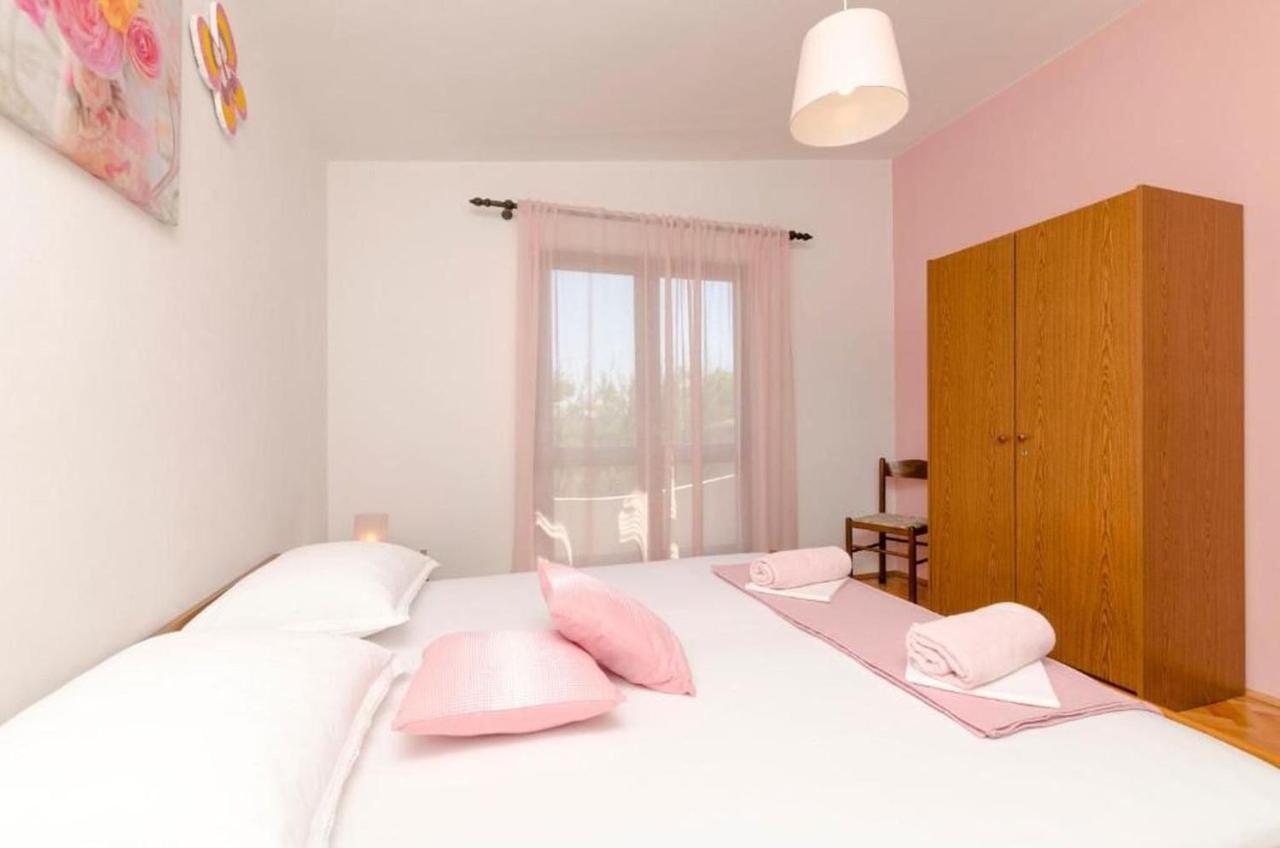 Apartments Spavalo Đảo Pag Ngoại thất bức ảnh