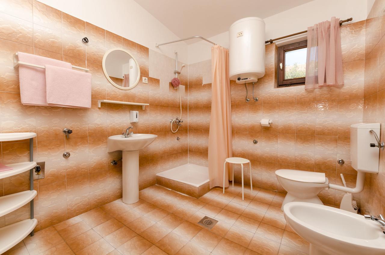 Apartments Spavalo Đảo Pag Ngoại thất bức ảnh