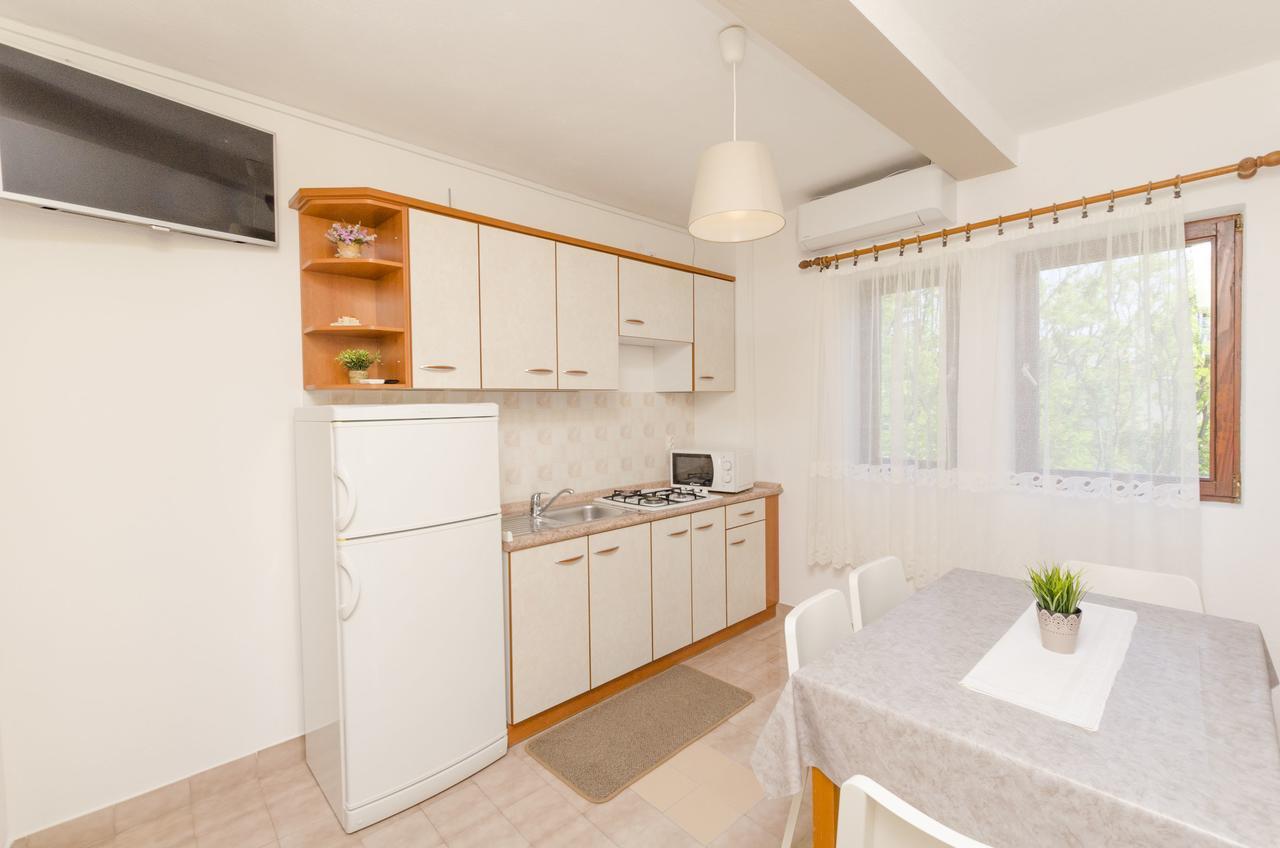 Apartments Spavalo Đảo Pag Ngoại thất bức ảnh