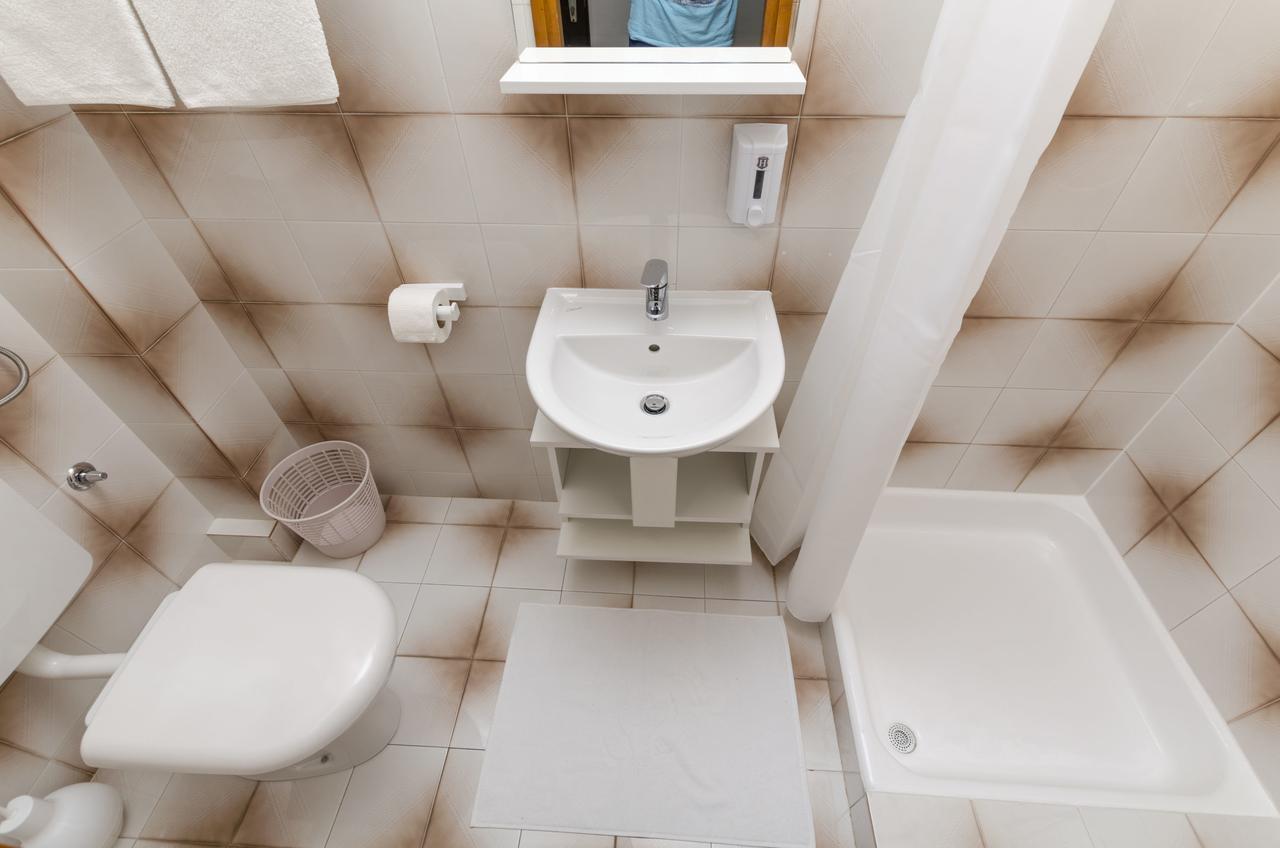 Apartments Spavalo Đảo Pag Ngoại thất bức ảnh
