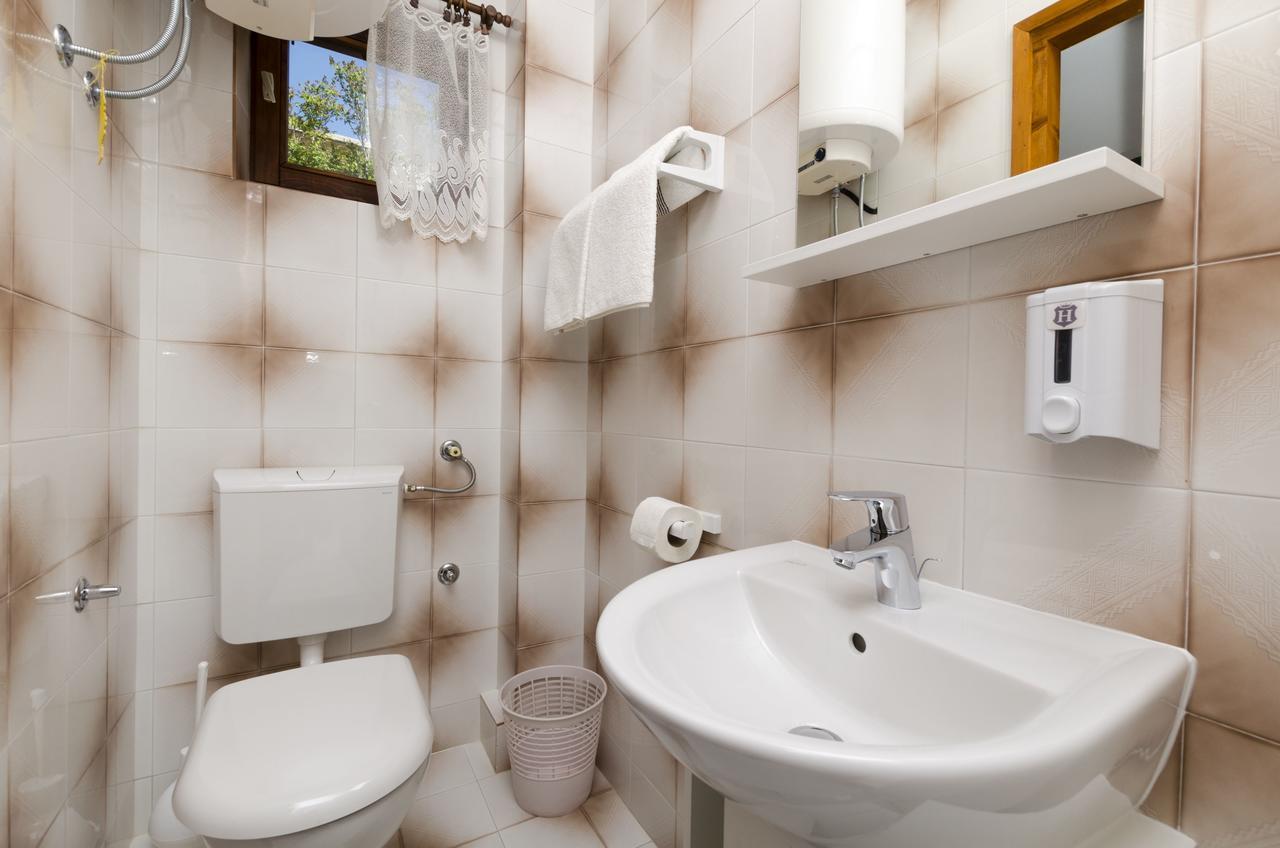 Apartments Spavalo Đảo Pag Ngoại thất bức ảnh